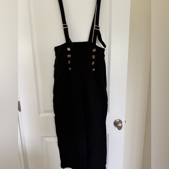 SHEIN Black Overalls with Button Accents - Picture 1 of 3